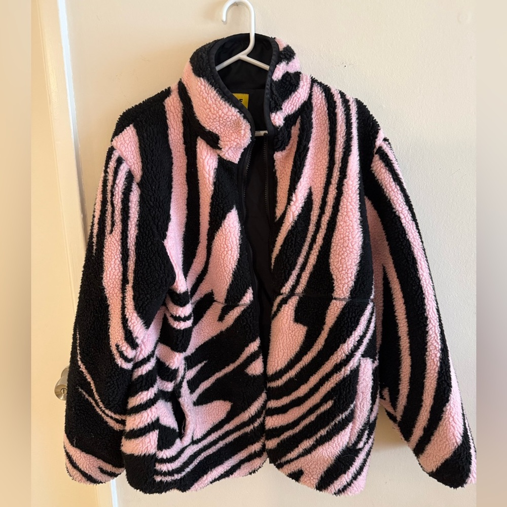 Golf Wang × Tyler The Creator
Golf Wang Melted Sherpa Jacket